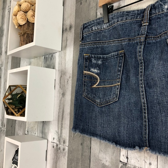 2/$20 American Eagle | Mini Jean Skirt - Picture 4 of 8